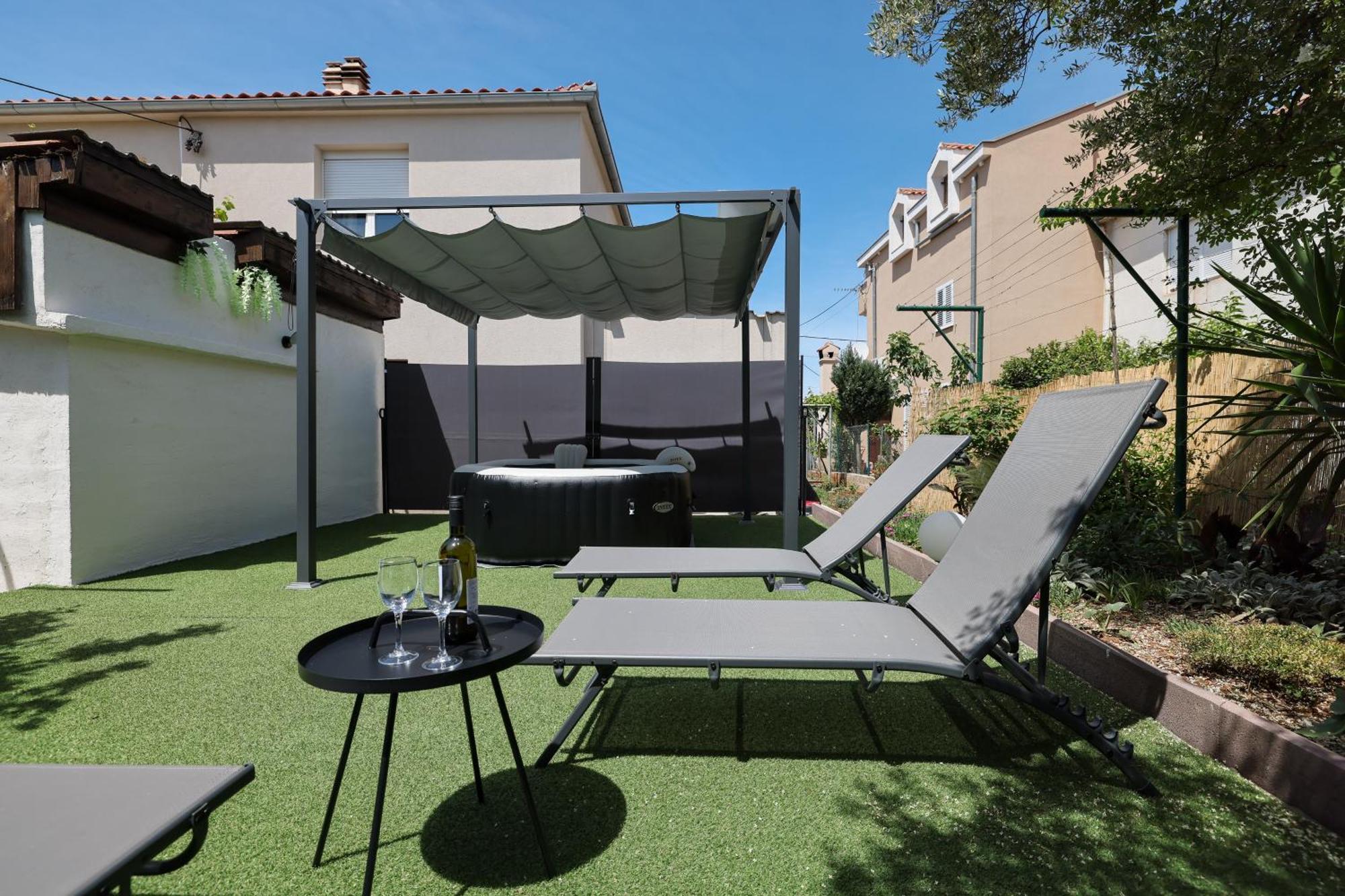 Studio Apartman Natale Zadar Eksteriør bilde